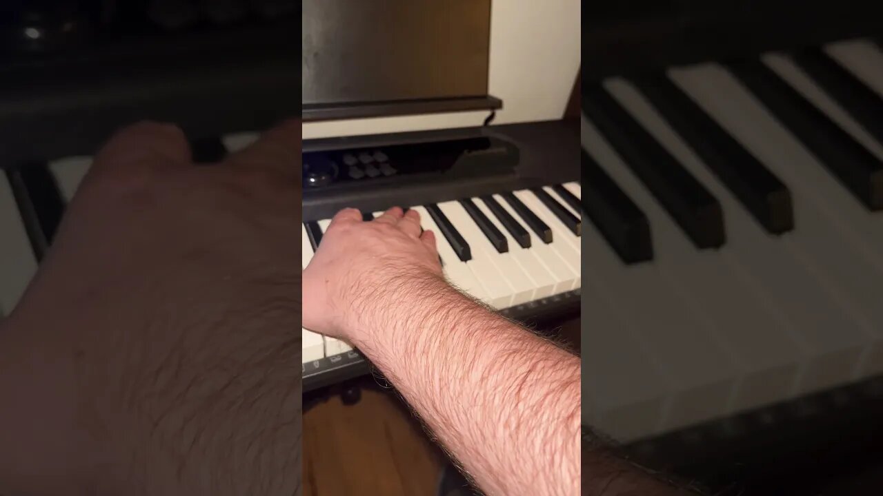 Way maker, miracle worker, light in the darkness 🔥 -Leeland #piano #worship #vibes #keys