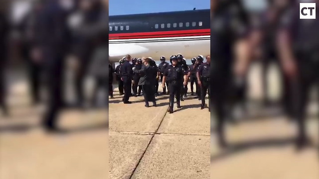 Here's How Trump REALLY Treats Cops