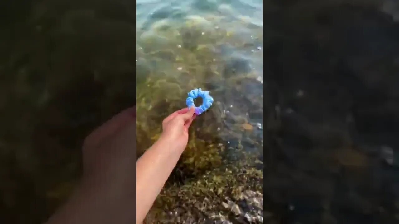 Color Changing Tiktok aquatiescrunchie