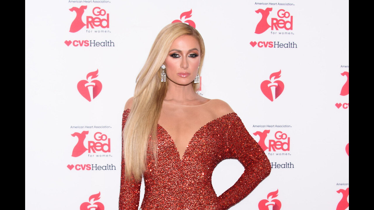 Paris Hilton: I won't DJ at my own wedding!