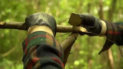 10 & Building a Survival Shelter in a Forest Camp food from natural herbs