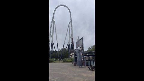 Thorpe park london stealth UK’s fastest ride 0-80 in 2sec