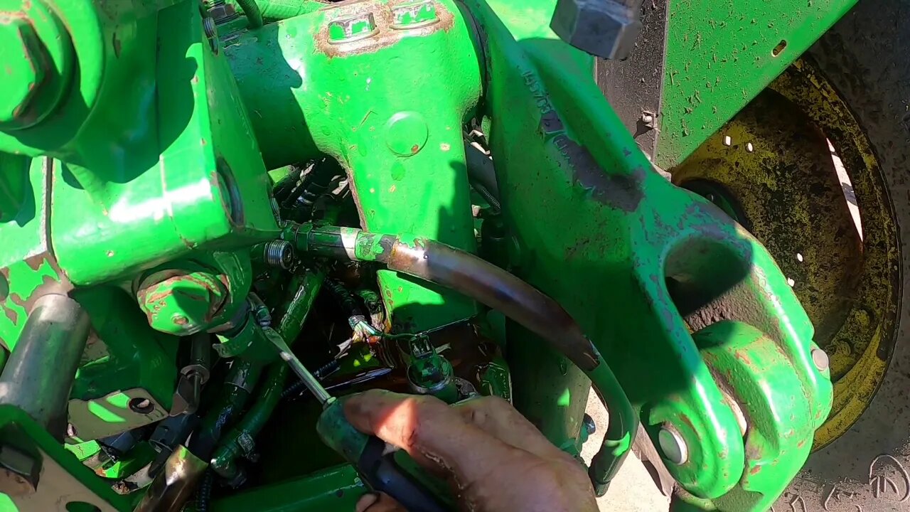 Fixing hydraulic leaks!