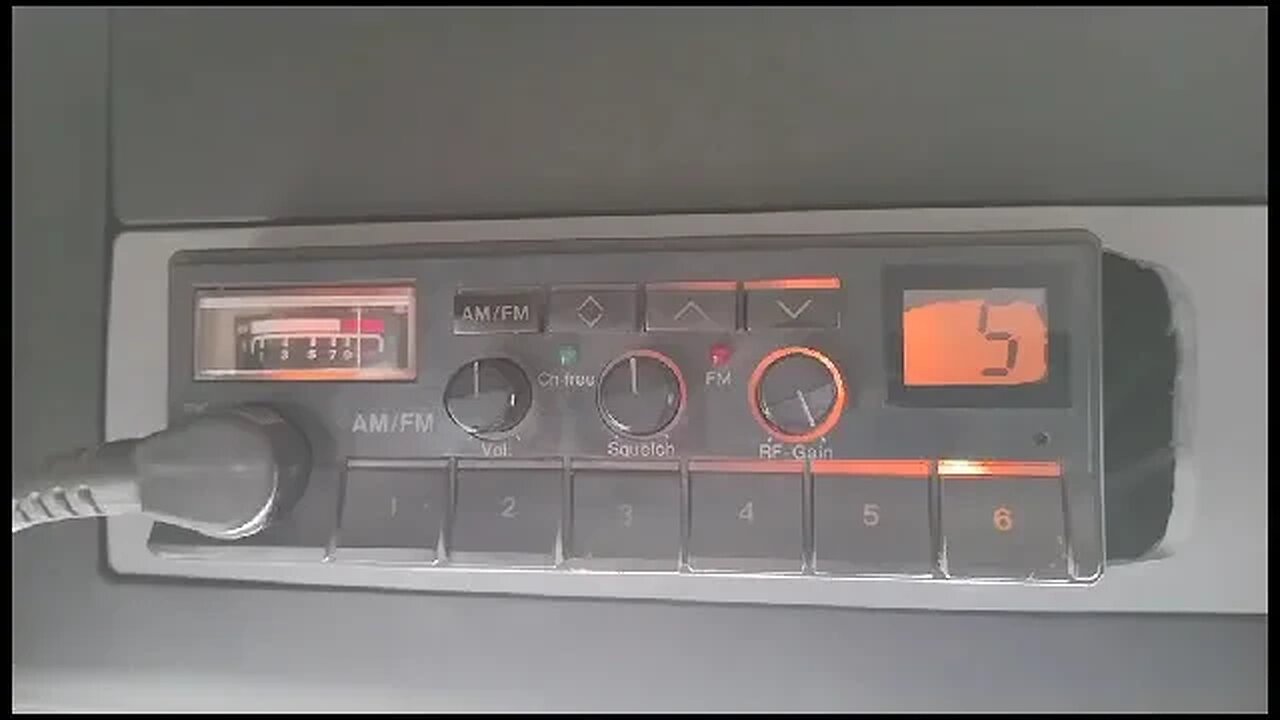 Está antena da estação de Rádio Px do Macanudo me surpreendeu!