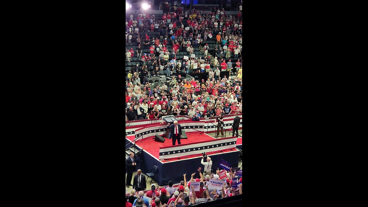 trump rally grand rapids michigan