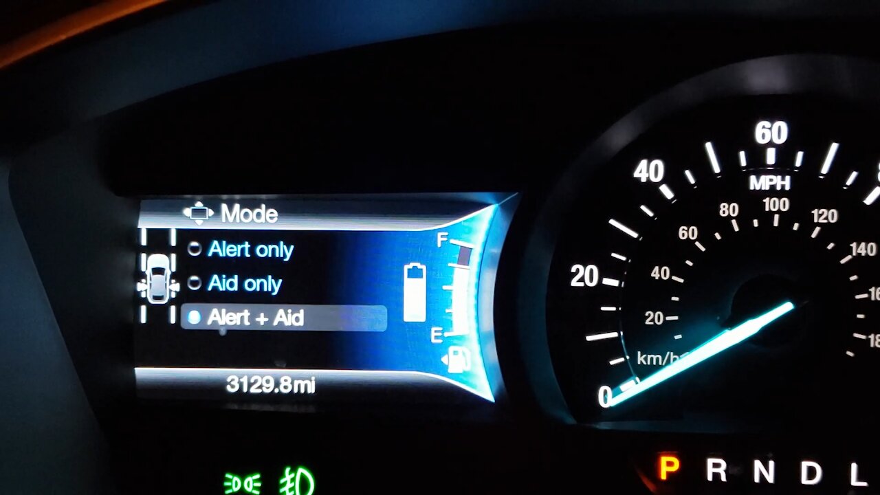 2019-2020 Ford Fusion Energi: Poor lane departure design
