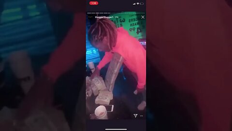 Future Planking on 200,000$ (Young Thug Instagram Story)
