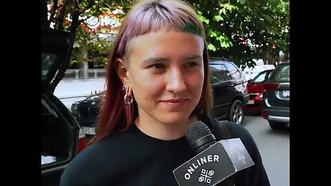 Быстрее всего упадёт член, при виде этой чёлки