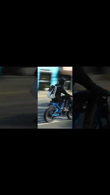 BICICLETA AZUL PRAÇA DA ESPANHA