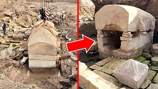 Rare ‘UNKNOWN METAL’ Discovered in Egyptian Stone Box!?