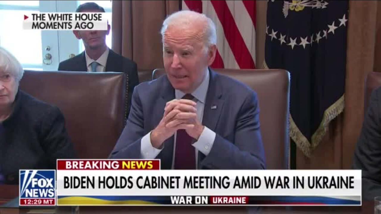 Reporters Get Kicked Out Of Room Before They're Able To Ask Biden Questions