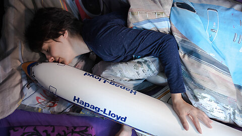 I’m In Love With A Plane | EXTREME LOVE