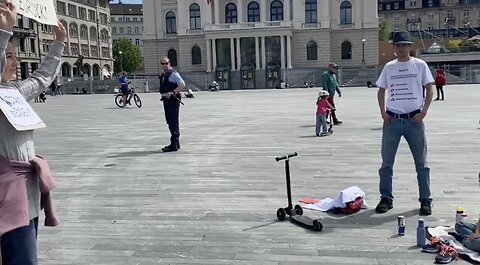 LIVE VOM SECHSELÄUTENPLATZ IN ZÜRICH: Interview mit Dr. Thomas Binder