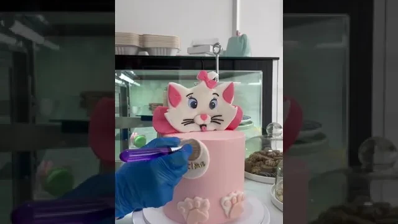 A new character for me 🐱 #cake #birthday #yummy #satisfyingvideos #order