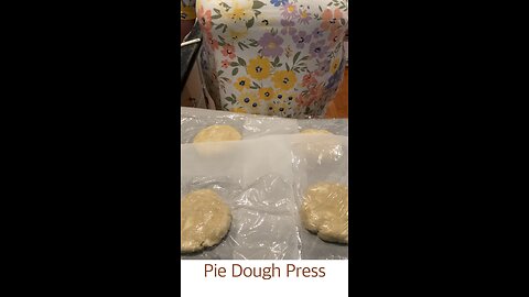 Pressing Pie Dough