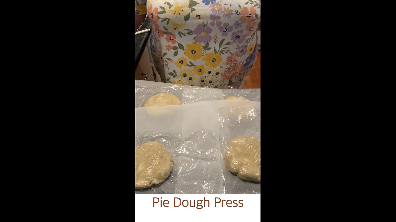 Pressing Pie Dough