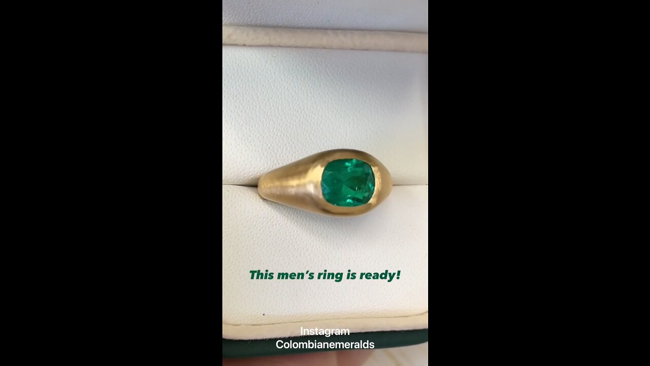 Hand made 2 carat Colombian emerald east to west solid yellow 18K gold Gypsy signet ring