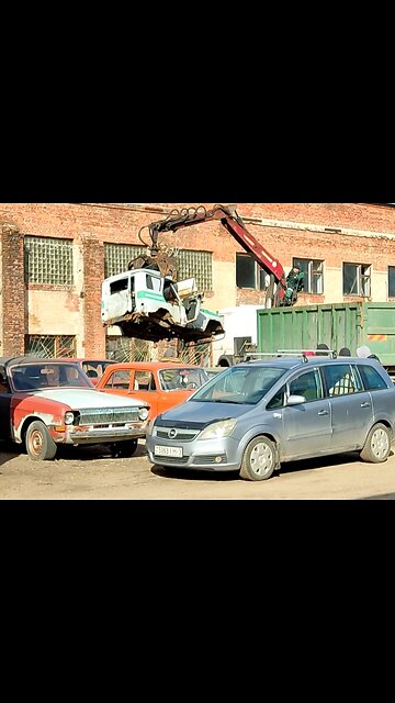The collection vehicle is sent for melting down