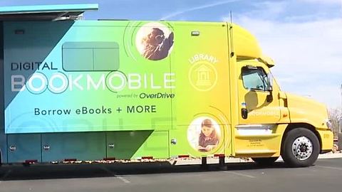 Digital Bookmobile makes stop at Windmill Library