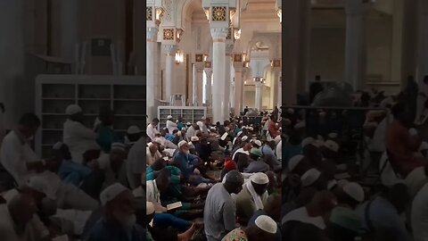 Tilawat and zikr before Prayer in Masjid ul Haram, MashAllah