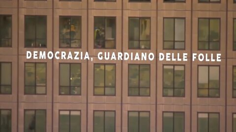 DEMOCRAZIA, GUARDIANO DELLE FOLLE - Tommaso Minniti