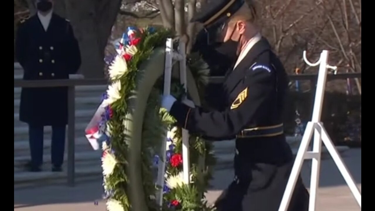 Análisis simbólico de la CEREMONIA EN ARLINGTON 20-01-2021