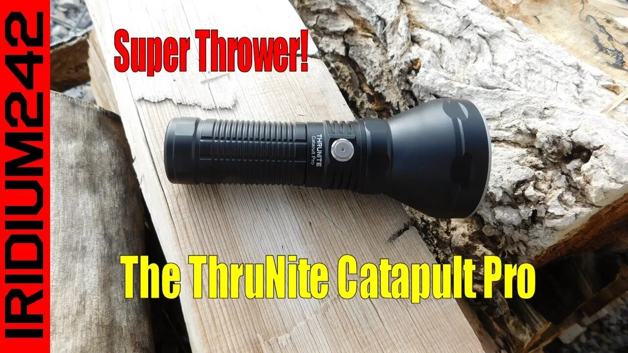 3500 ft Super Throw - The ThruNite Catapult Pro