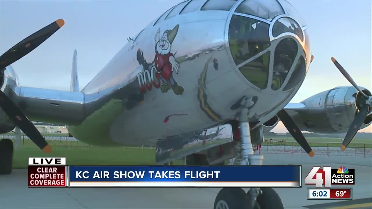 Thousands expected at KC Air Show