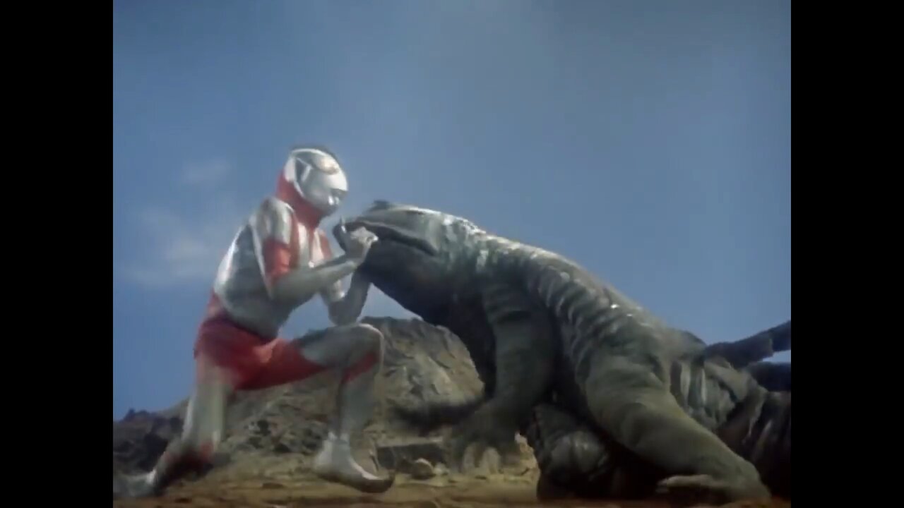 ULTRAMAN - "Breach the Wall of Smoke"