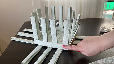 DIY Wicker basket made of wallpaper leftovers