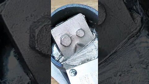 Watch Metal Melting at Home #shorts #asmr #satisfying #cool