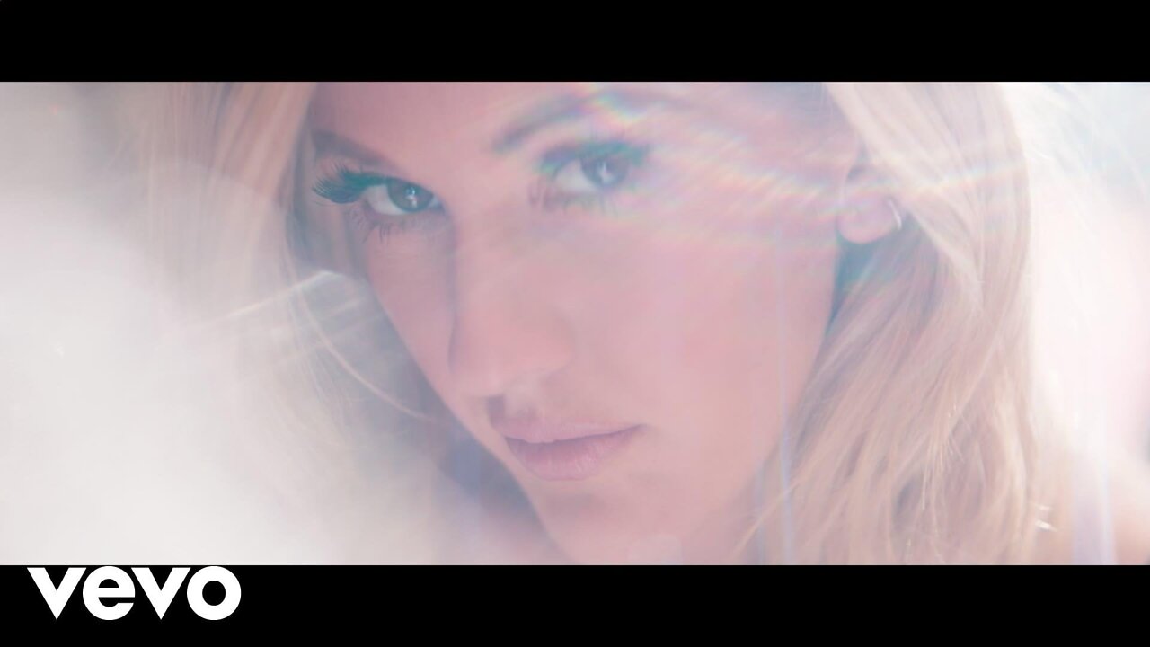 Ellie_Goulding_-_Love_Me_Like_You_Do_Official_Video