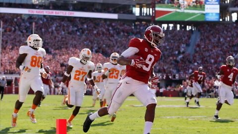 54 days until Alabama Football 🐘🔥 AJ McCarron to Amari Cooper 54 yard TD against Tennessee!