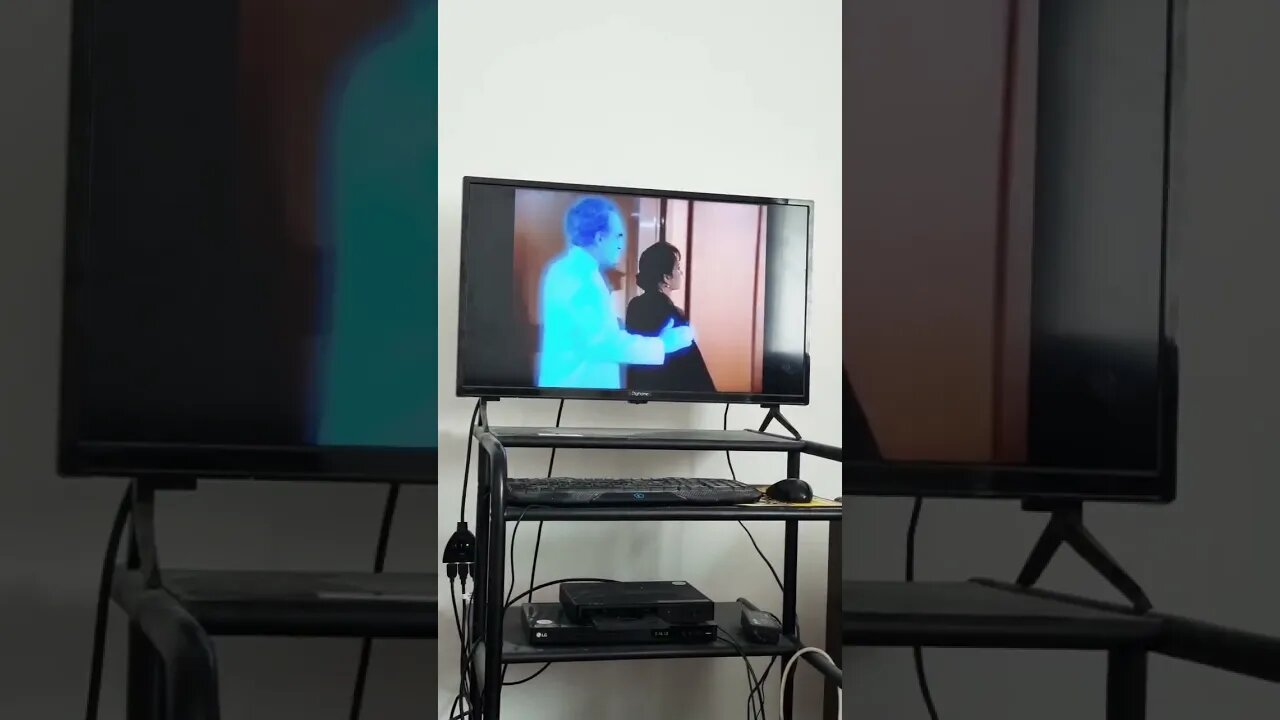 anther clip from miracle at Christmas ebblies stroy enjoy