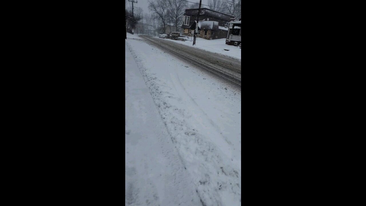 2nd day of snowstorm in Pennsylvania