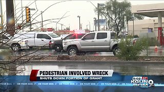 Wreck shuts down eastbound Grant between Stone and Oracle