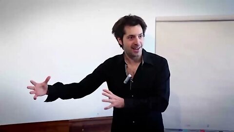 Sasha Daygame on How to be Funny and Sexy at the Same Time on Direct Dating Summit Berlin