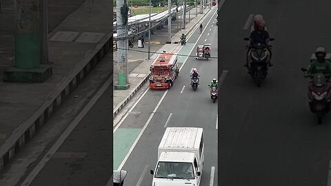 Jeepneys from Overpass #shorts #shortsvideo #philippines