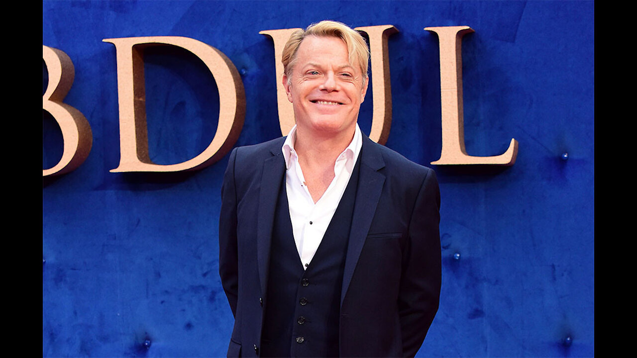 Eddie Izzard praises transgender stars Caitlyn Jenner and Laverne Cox