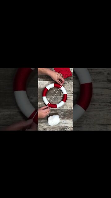 Canada Day Yarn Wreath - Shorts - Easy Wreath DIY - Patriotic Wreath