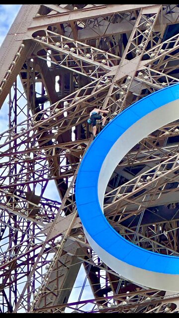 👀 British Man Arrested After Climbing Eiffel Tower Hours Before Closing Ceremony Of Paris Olympics