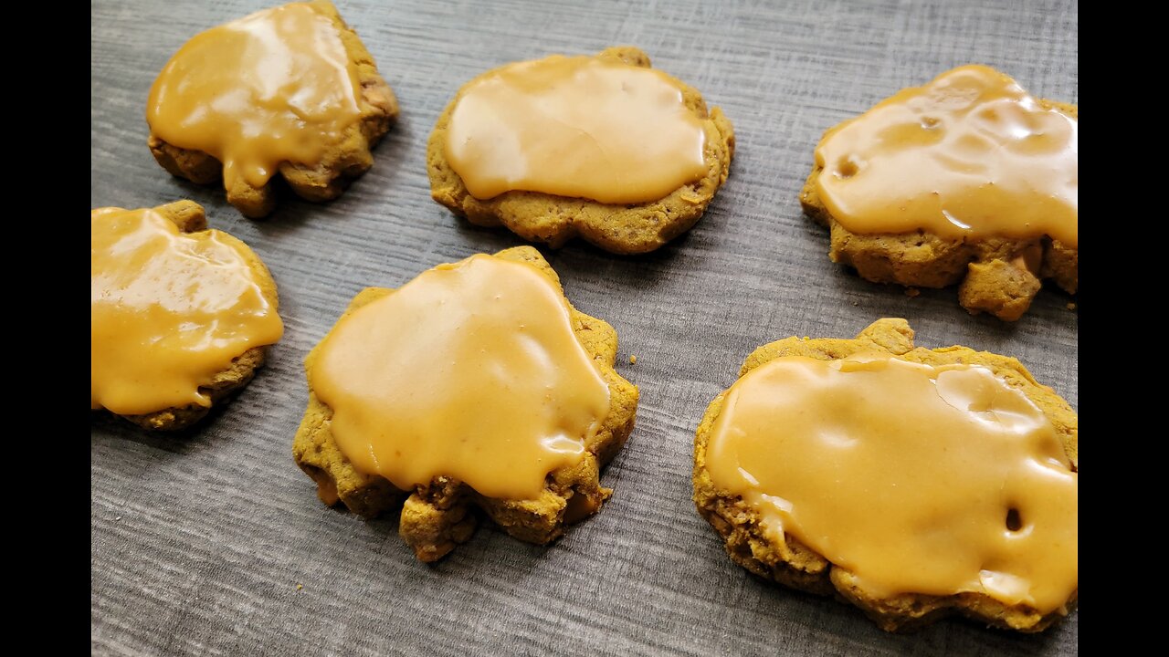 GLUTEN FREE ICED BUTTERSCOTCH PUMPKIN COOKIES | THE TASTE OF FALL