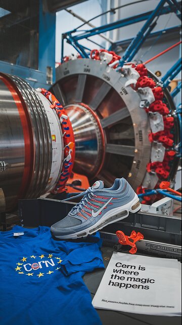 NIKES CERN COMMERCIAL