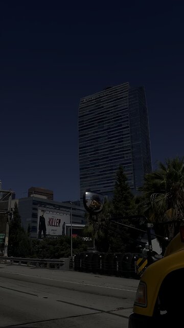 I love traffic with no ac 🤭🥰 #losangeles #ac #heatwave #grunge #dtla #baddie #cinematic