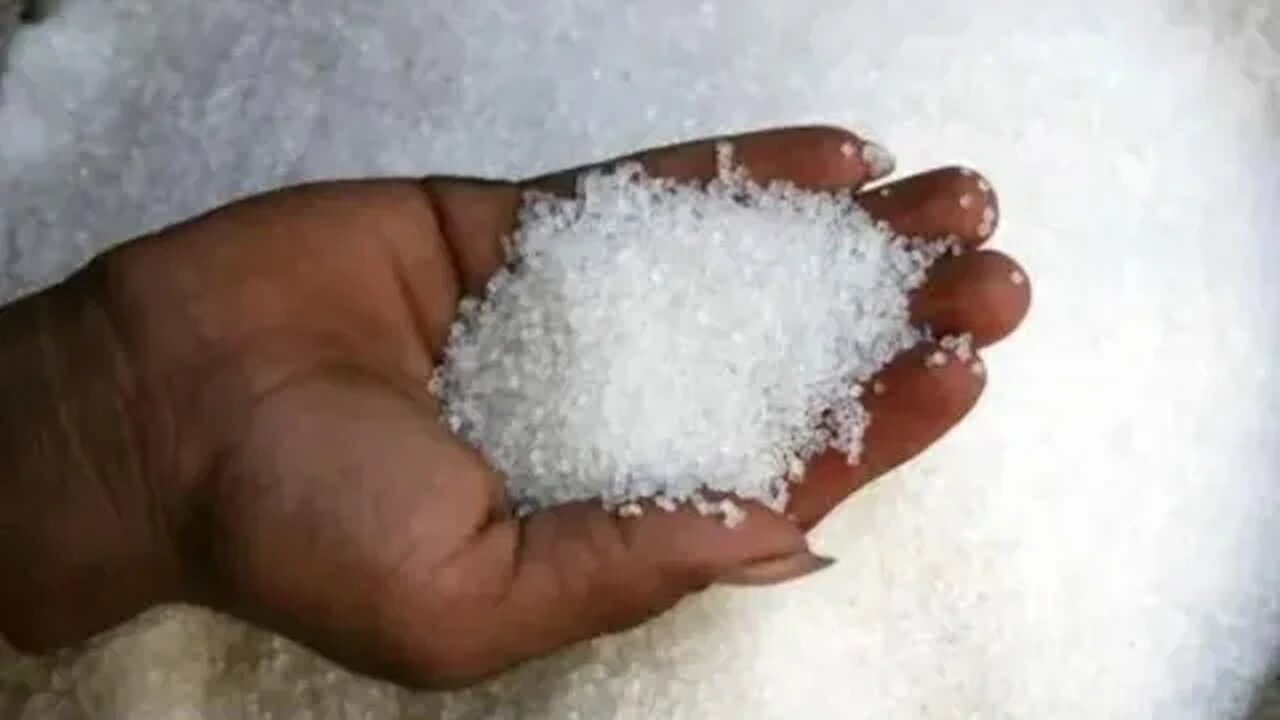 RYTHM SCOOP SHOW- KENYA SUSPENDS 27 OFFICIALS OVER EXPIRED SUGAR TRADE.