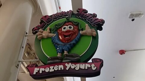 a quick walk around Quincy Market