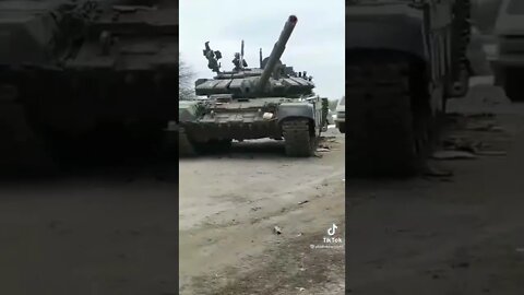 Ukraine War - Yet Another Abandoned Russian Tank