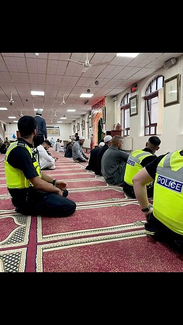 Islam arse kissing uk spineless police shite
