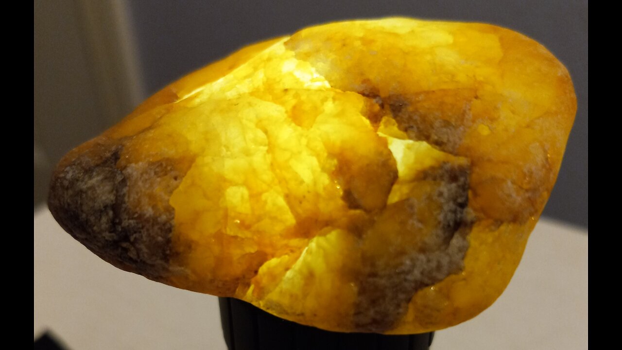 Yellow Agate Nodule!