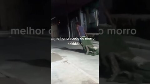 O MELHOR CRACUDO DO MORRO #meme #viral #comedia #rir #fyp #shorts